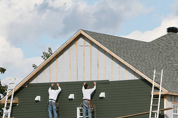 Professional Emergency Siding Repair technician working in Huntersville, NC